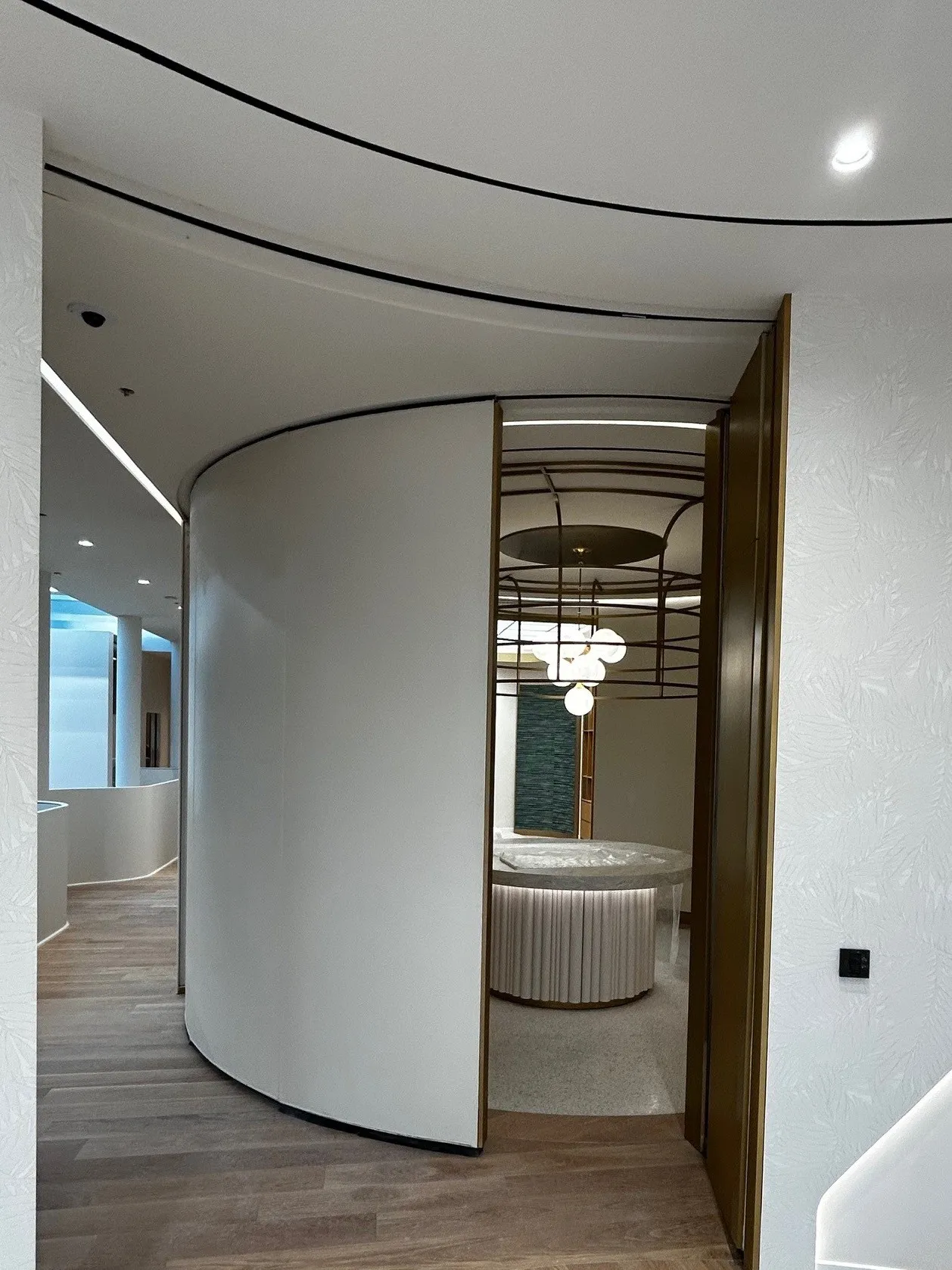 Commercial operable partition installation