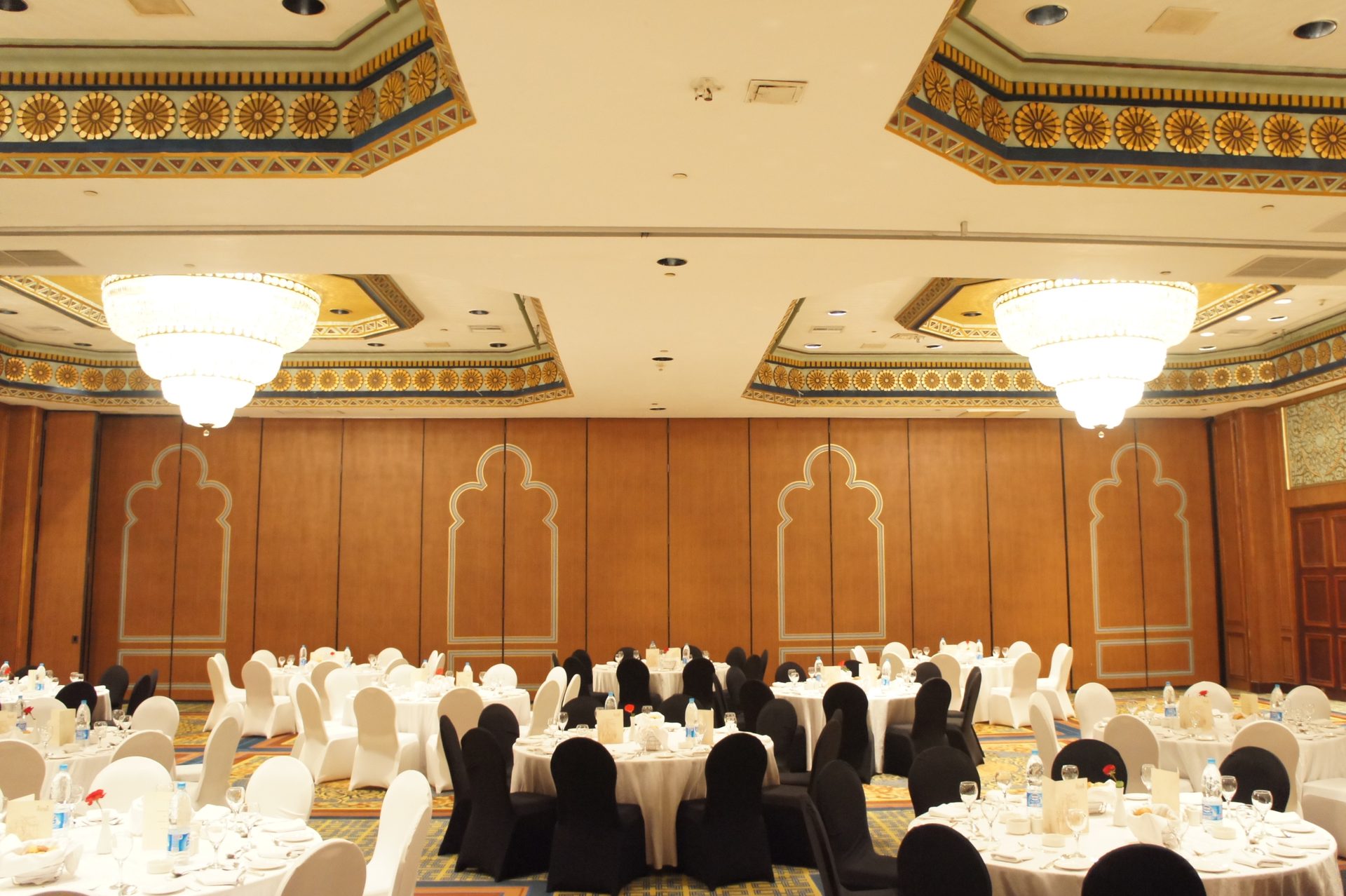 Cairo Marriott — Hospitality operable partitions