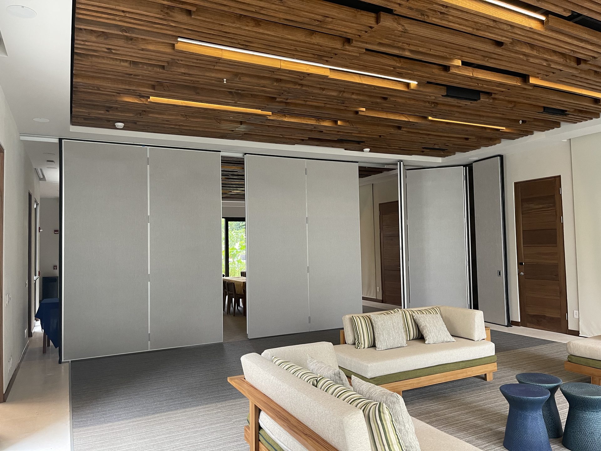 Hilton Botanika Osa Peninsula operable partition installation, Osa Peninsula, Costa Rica (photo 2)