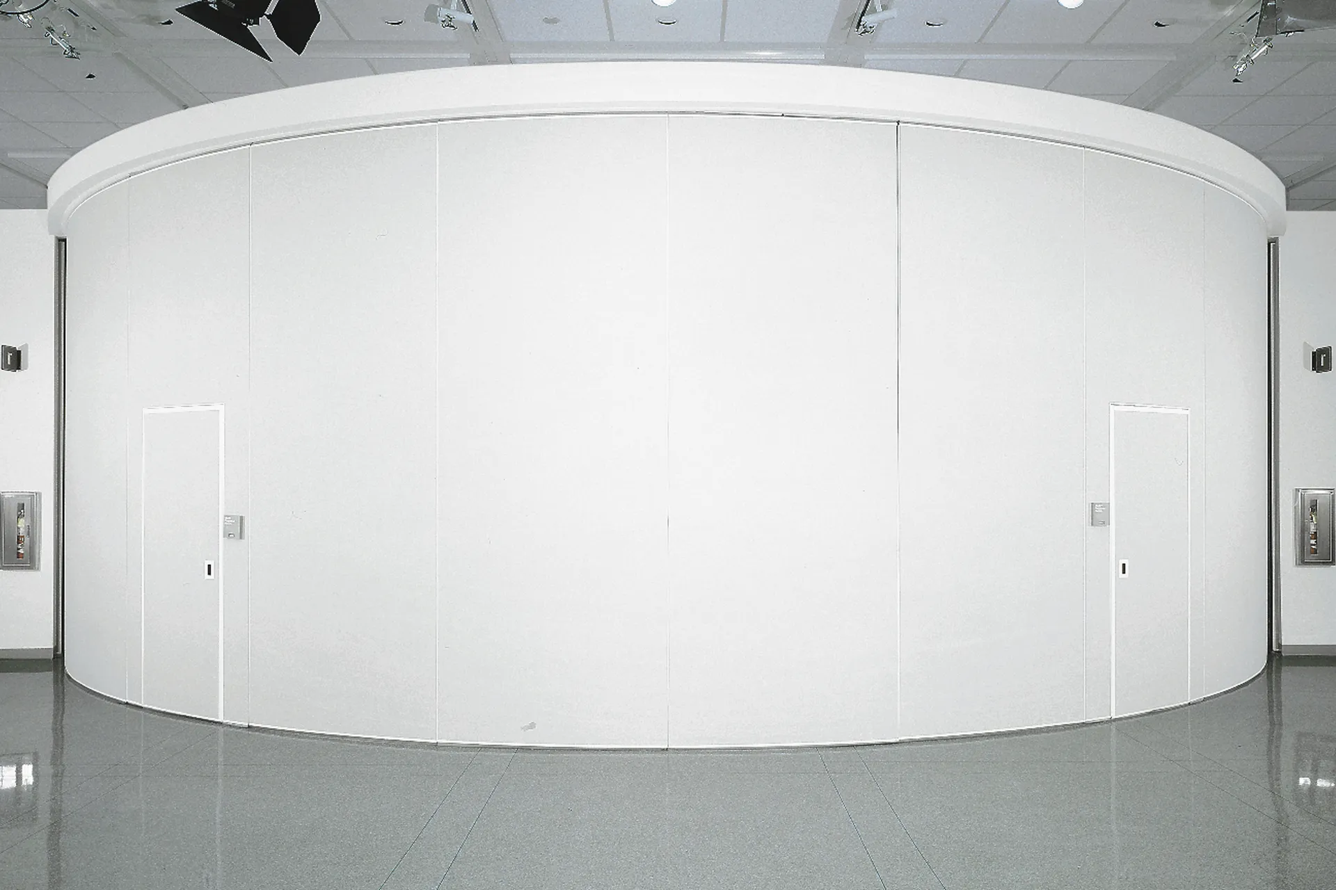 OSRAM Sylvania Technical Center — Specialties operable partitions