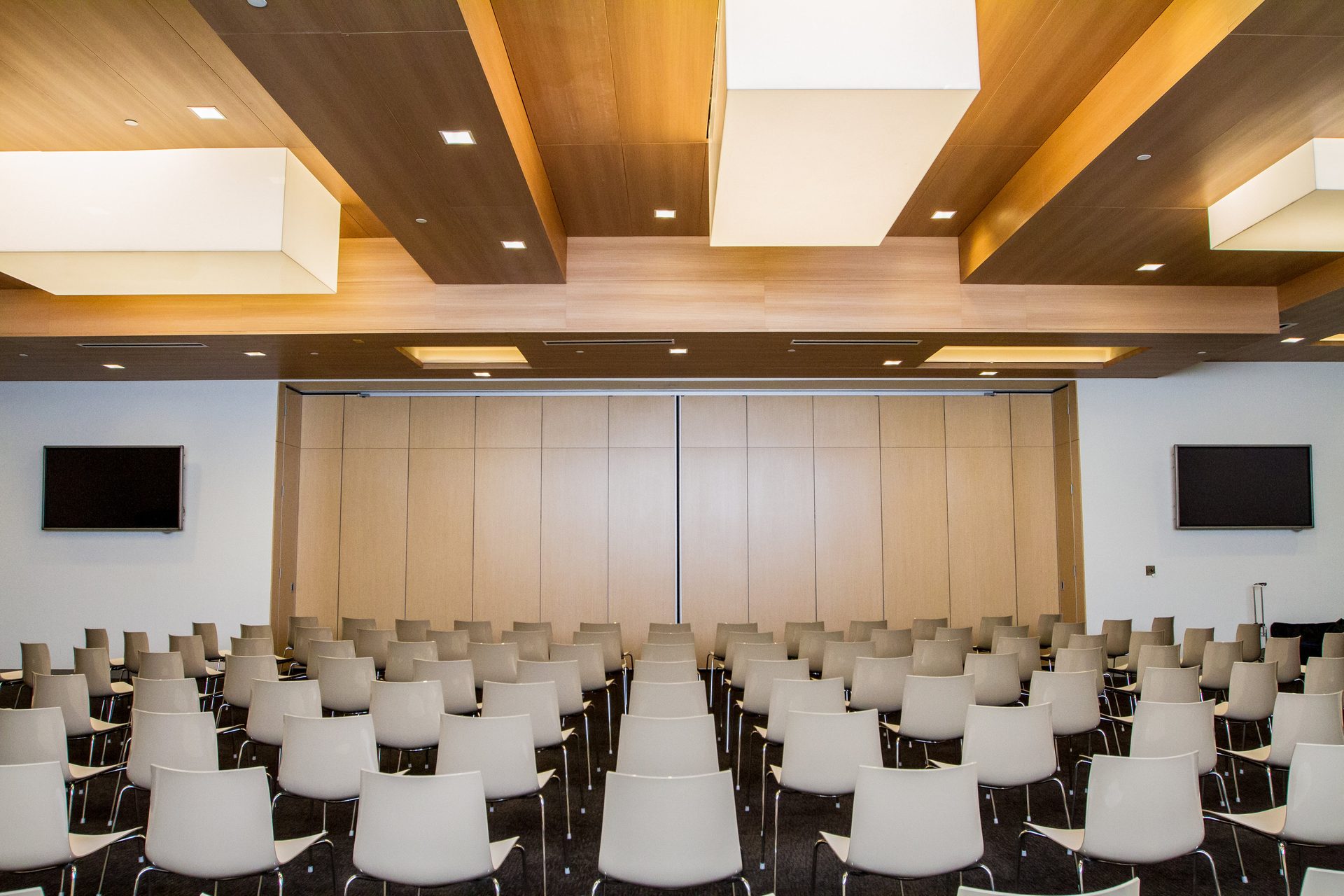 Temple Israel operable partition installation, Long Beach, CA (photo 2)