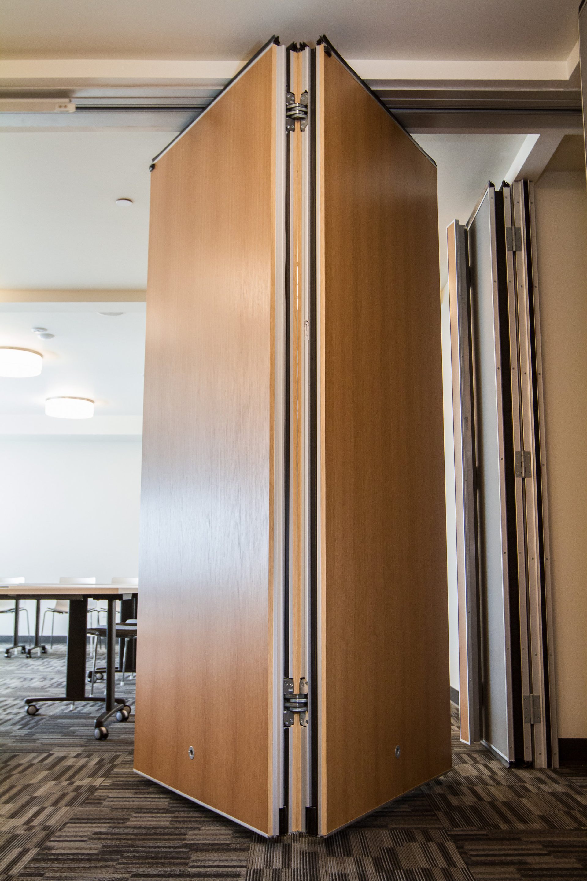 Temple Israel operable partition installation, Long Beach, CA (photo 3)